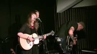 Ellen Sundberg "Leave Me Under", live Östersund, 27/8 2013