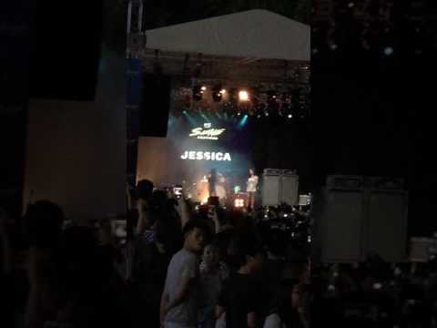 170701 Jessica Jung (제시카) ft. Natalie Ong "Falling Crazy in Love" in Singapore