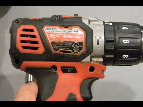 Self loosening chuck on my 2607-20 Milwaukee cordless hammer drill.