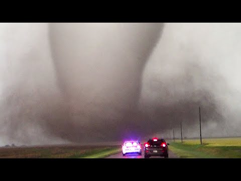 Tornado Videos You Wouldn't Believe if Not Filmed