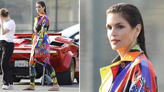 Download lagu Cindy Crawford Gets Colorful For Her 80's Malibu-Retro Photo Shoot mp3