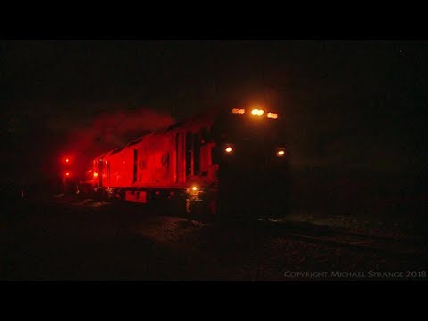Broad Gauge Mildura Freight Train With Containers & Grain Hoppers (5/3/2018) - PoathTV Railways