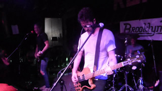 METZ - Nervous System (SXSW 2015) HD