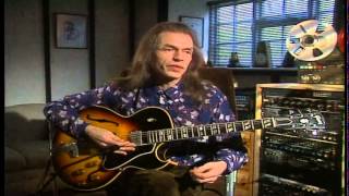 Steve Howe- The making of 'Yours is no disgrace'