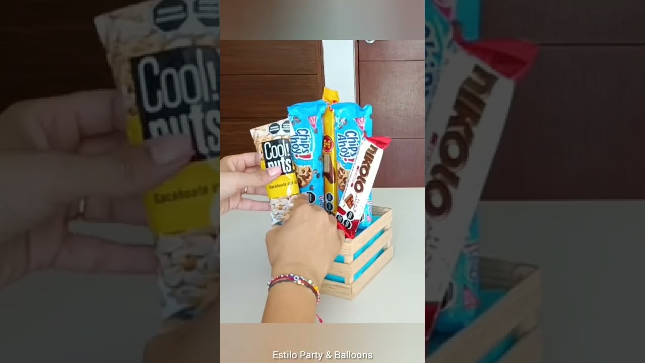 Watch Cómo ubicar golosinas en un arreglo de dulces * Cómo ubicar dulces en una ancheta Now Cómo ubicar golosinas en un arreglo de dulces * Cómo ubicar dulces en una ancheta