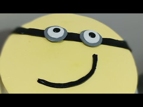 Cartoon character theme cake design