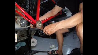 How to remove a vintage bottom bracket the easy way