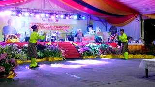 Download lagu Bermukun Bintulu Solehdin & Osman. mp3