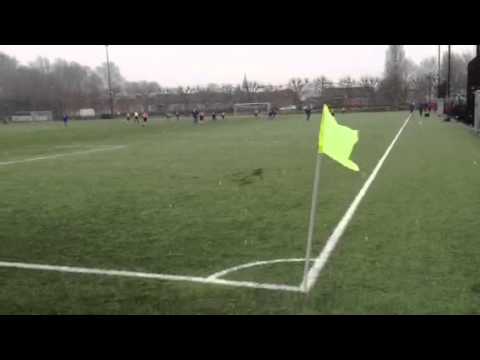 Bar en Boos bij begeleiden scheidsrechter