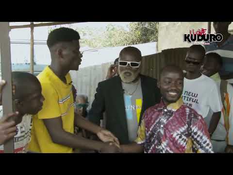 UM DIA COM ZELOY KING