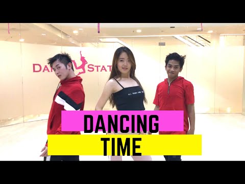 urban-ladies-and-ladies-style-class