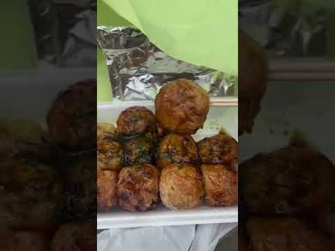 El takoyaki más barato de Japón cuesta 15 piezas y cuesta 100 yenes.