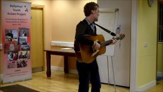 Glen Hansard preforms Little Ruin