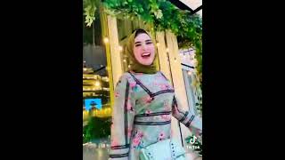 Download lagu TERPESONA KECANTIKAN ULVA RIANI ❤️ JADILAH KUAT TANPA MENJADI KASAR & JADILAH BAIK TAPI JANGAN LEMAH mp3