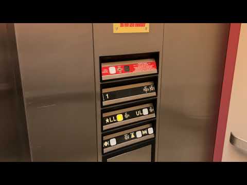 Dover Oildraulic CIM 25 elevator – Carr Hall – Allegheny College – Meadville, PA