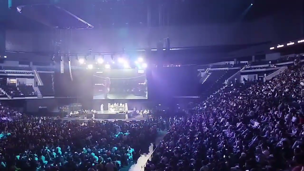 MINUTAZOS REGGAE SARA SOCAS VS LOKILLO FMS WORLD SERIES DESDE EL PÚBLICO