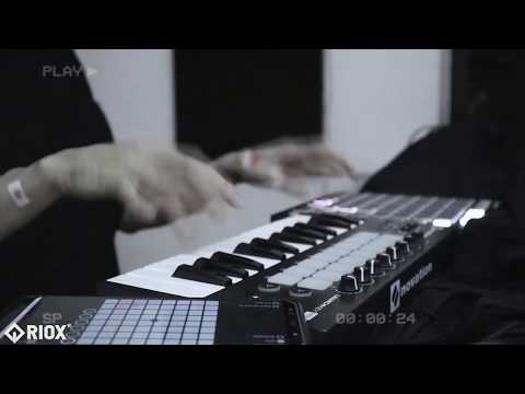 CANH BA - Nguyen Tran Trung Quan x Triple D (W/n, DATWEE & Double Noize Remix)