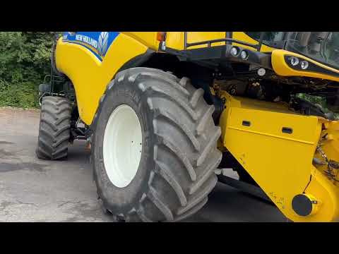 Video: New Holland 9.80 combine harvester 35 feet 1