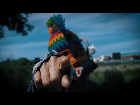 Miniatura del vídeo Los pobres la pobreza de Cucarachas Extranjeras