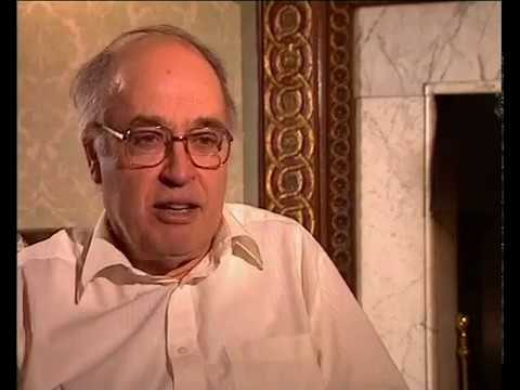 Michael Atiyah - An aptitude for mathematics (2/93)
