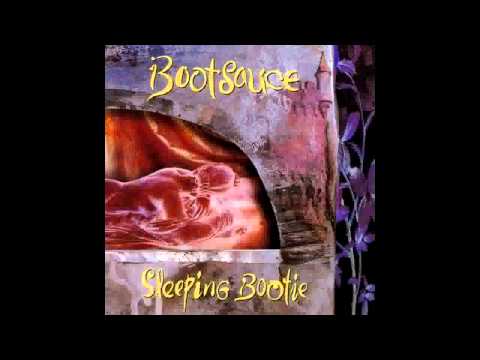 Moanie - Bootsauce