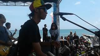 Download lagu Dhevy GERANIUM Kopi Lambada (Ska Cover) Live@ Pantai Dampar Lumajang 2018 mp3 Download lagu Dhevy GERANIUM Kopi Lambada (Ska Cover) Live@ Pantai Dampar Lumajang 2018 mp3