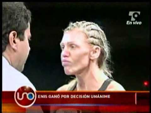 Enis ganó por decisión unánime