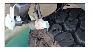 Jeep Cherokee XJ: Wiper Fluid Pump Replacement