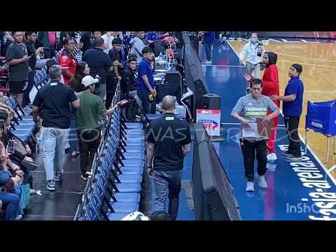 CHRIS ROSS AT JOJO LASTIMOSA NAGKAIRINGAN MATAPOS ANG GAME 4 NG PBA PHILIPPINE CUP FINALS