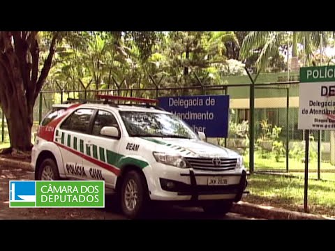 Comissão da Mulher aprova dia de combate ao feminicídio em 17 de outubro - 16/04/2025