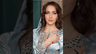 Princess ELLI in blue 💙 dress