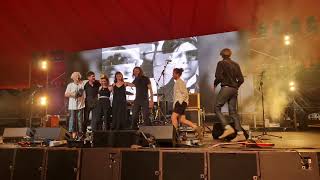 Catch the Dust Jessie Buckley and Bernard Butler. Altogether Now 2022