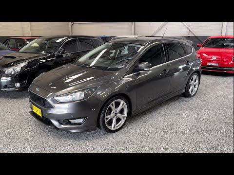 2015 Ford Focus Titanium - Top of The Line Auto with 96,000km!