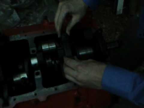 How to Check Bearing Clearances Plastigage - Engine Rebuild Do It Yourself (Part Two)