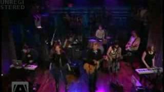 New Pornographers Crash Years on Jimmy Fallon