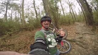 preview picture of video 'Unicycling the Comite River Trail'
