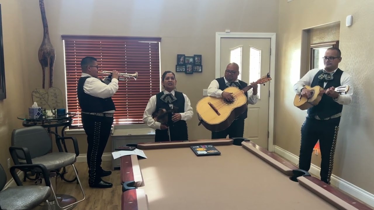 Promotional video thumbnail 2 for Mariachi Rodriguez