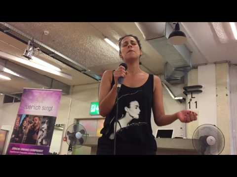 ZÜRICH SINGT - Sängerin / Vocal Coach Rislane El Harat singt an der Saison-Eröffnung 2016