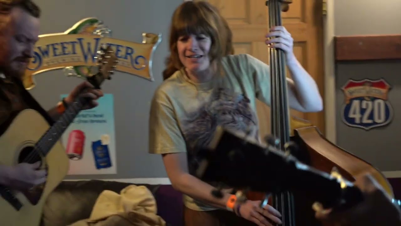 Promotional video thumbnail 3 for Friendly Folks