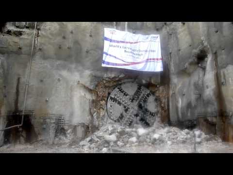 Maszyna TBM Variable Density przebiła się przez ścianę stacji Pasar Rakyat w Kuala Lumpur