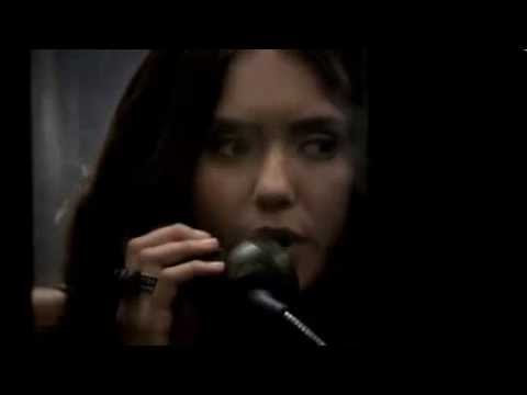 TVD 3X03 Katherine calls Damon tells him where Stefan Klaus are