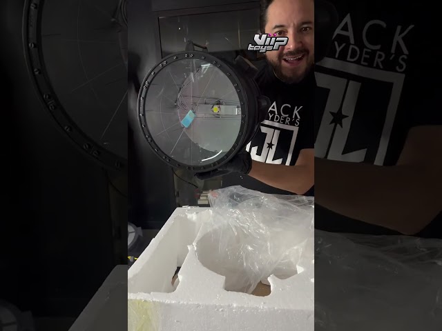 Vídeo relacionado con Karactermania Batman Batsignal-Monedero Cookie, Negro, 8,7 x 8,7 cm