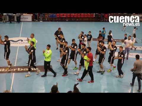 Último minuto del encuentro B.M. Ciudad Encantada - Helvetia Anaitasuna (26-26)