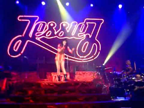 Mamma Knows Best live, Jessie J, Plymouth 2011
