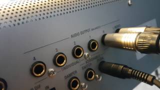 Video thumbnail for Conectando o pedal XVP20 no Korg Kronos by korgmann