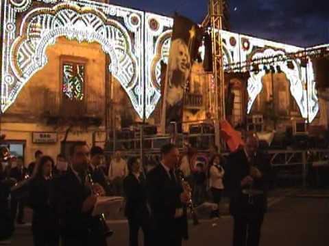 Girifalco,01 Ottobre 2011 - VIGILIA - Festa B.V. Maria Regina del S.S. del Rosario.mpg