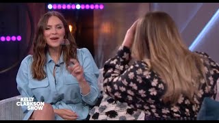 Katharine McPhee's character Bailey is a big Kelly Clarkson fan