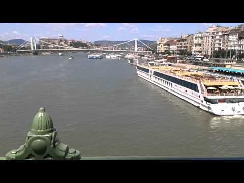 A'ROSA MIA dockin' Budapest