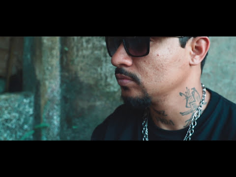 Crônica Mendes - A morte do Mickey (clipe oficial 4K)