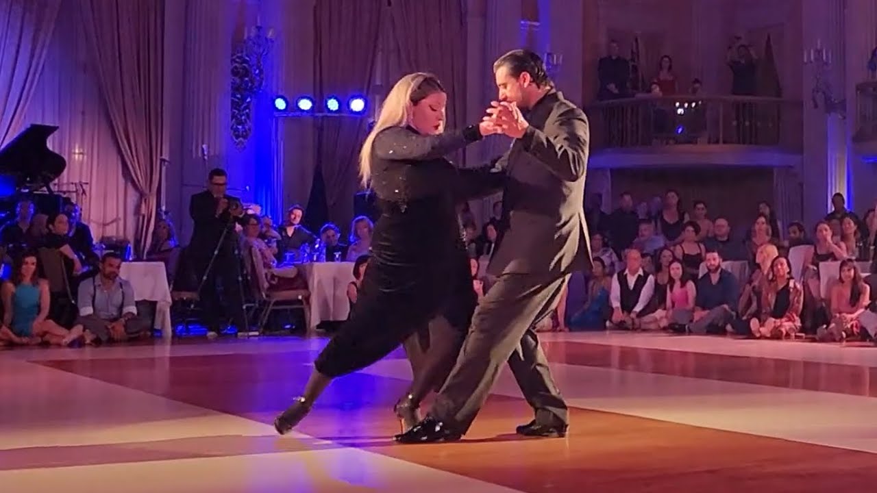 Video thumbnail for Facundo De La Cruz & Noelia Hurtado - Chiqué - Gavito Tango Festival, Oct 3, 2024